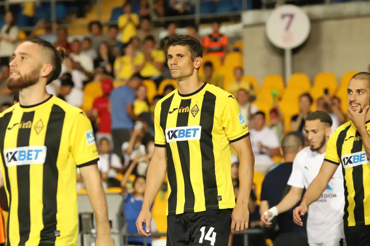 Мартынович высказался об игроке из "Актобе" и стадионах